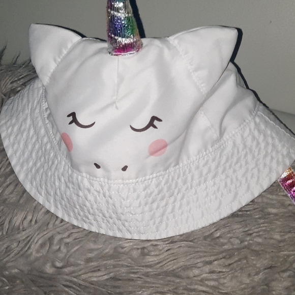 Unicorn Toddler Hat - Picture 4 of 4